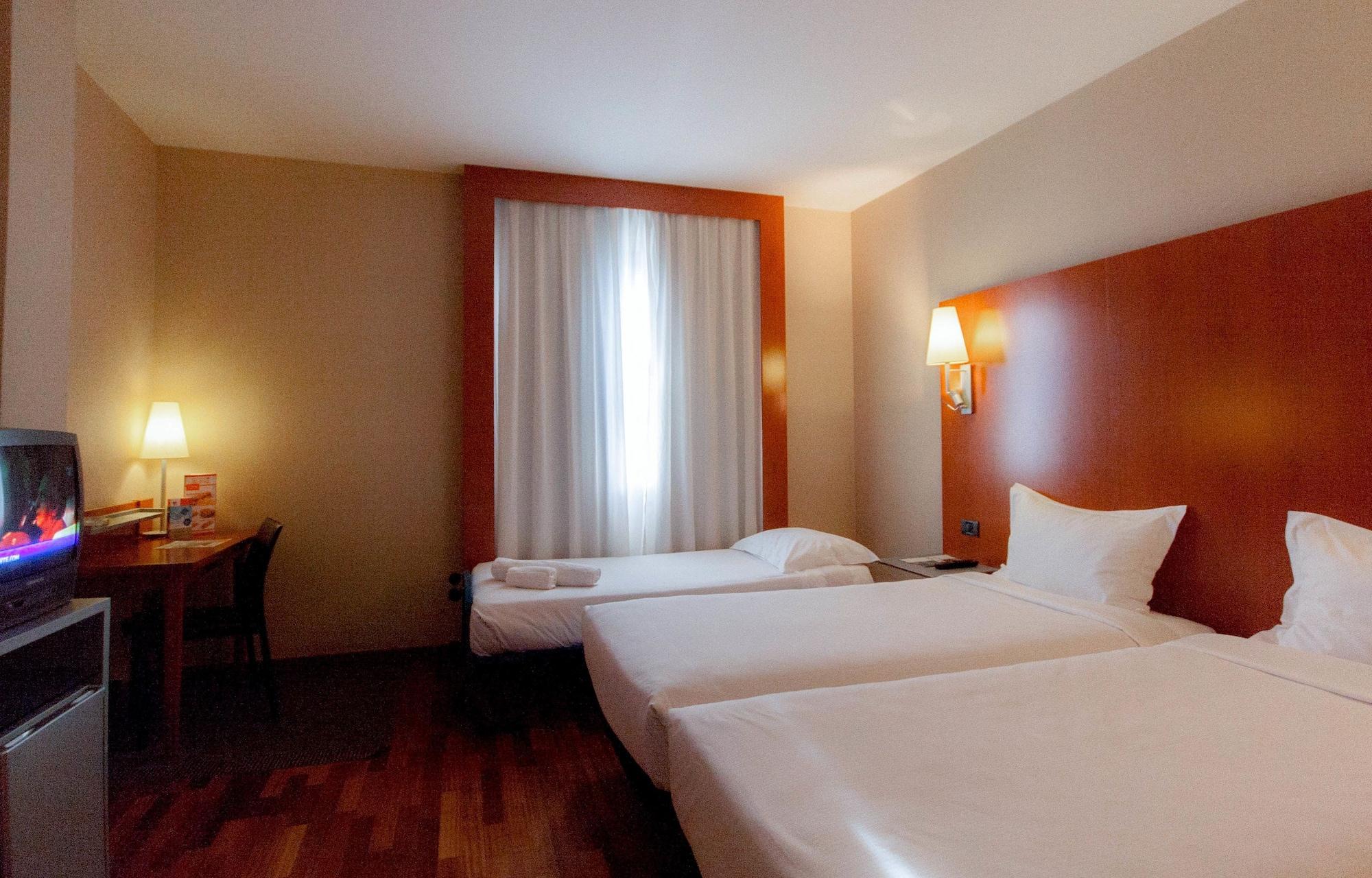 B&B Hotel Ельче Екстер'єр фото
